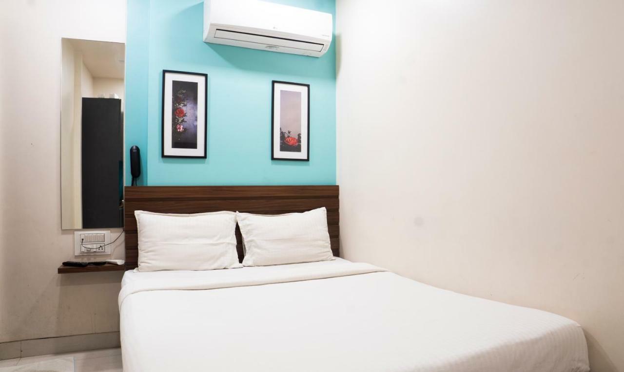 Hotel OYO Flagship 13885 Metro Residency Bombay Esterno foto