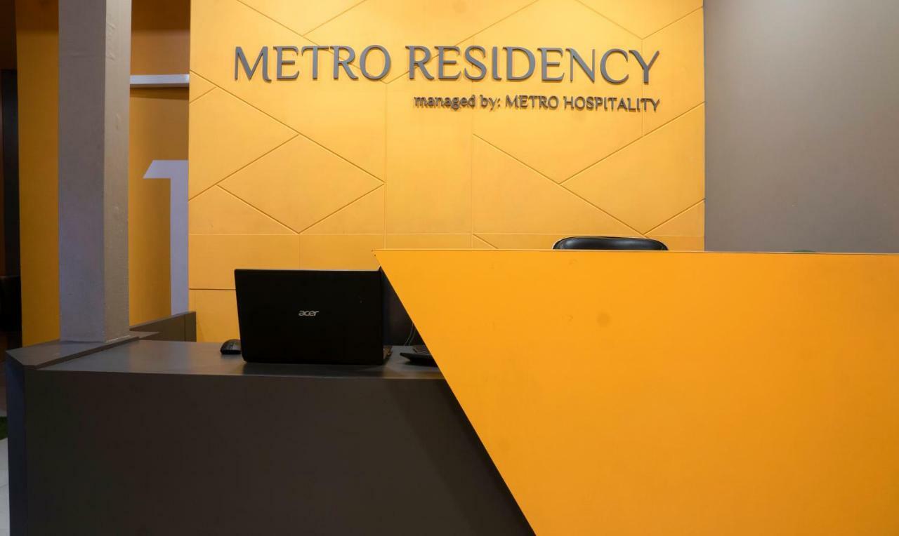 Hotel OYO Flagship 13885 Metro Residency Bombay Esterno foto